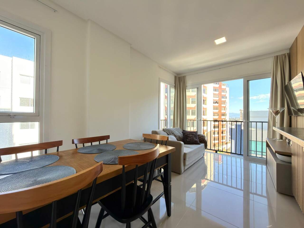 Apartamento à venda no Zona Nova: 