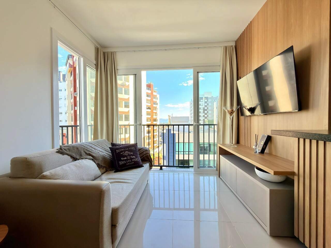 Apartamento à venda no Zona Nova: 