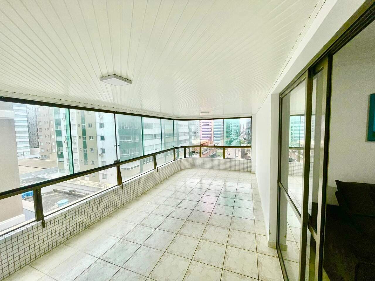 Apartamento à venda no Navegantes: 
