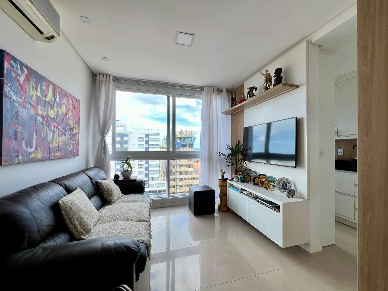 Apartamento à venda no Zona Nova: 
