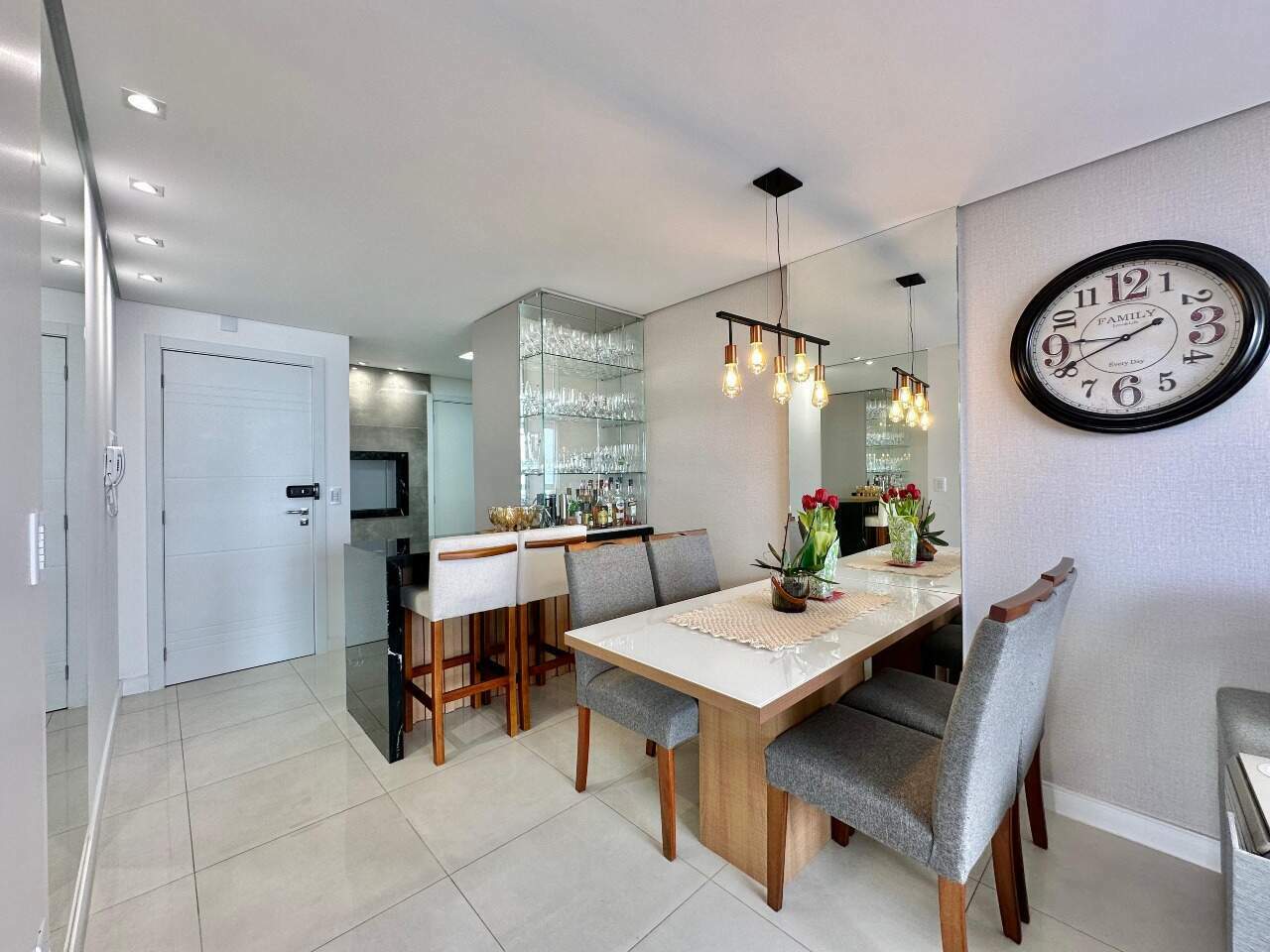Apartamento à venda no Zona Nova: 