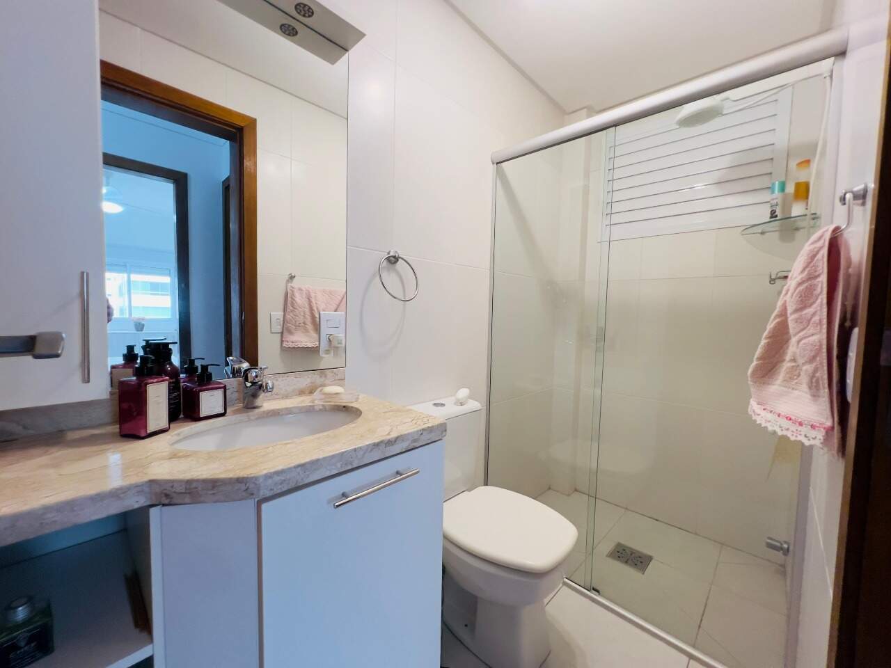 Apartamento à venda no Zona Nova: 