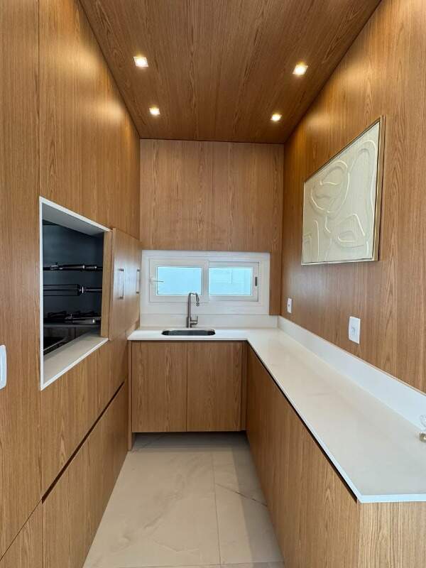 Apartamento à venda no Zona Nova: 