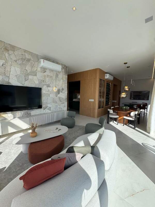 Apartamento à venda no Zona Nova: 
