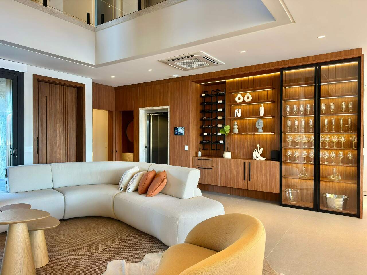 Casa em Condomínio à venda no Centro: 