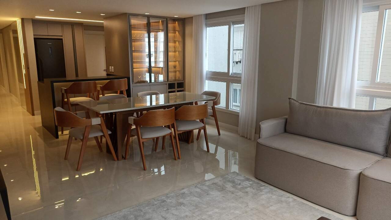 Apartamento à venda no Navegantes: 