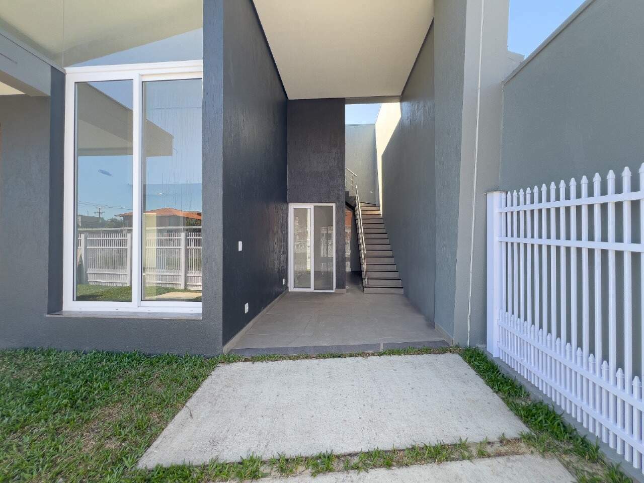 Casa à venda no Araça: 