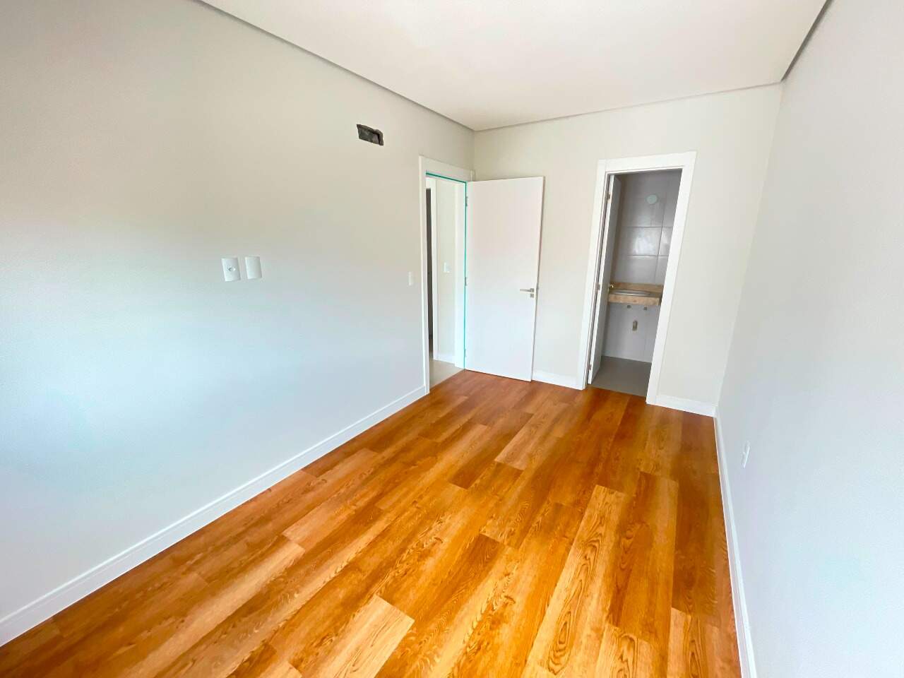 Apartamento à venda no Zona Nova: 