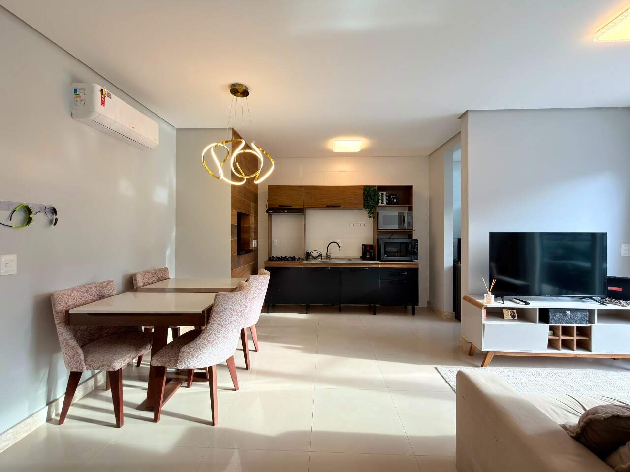 Apartamento à venda no Zona Nova: 
