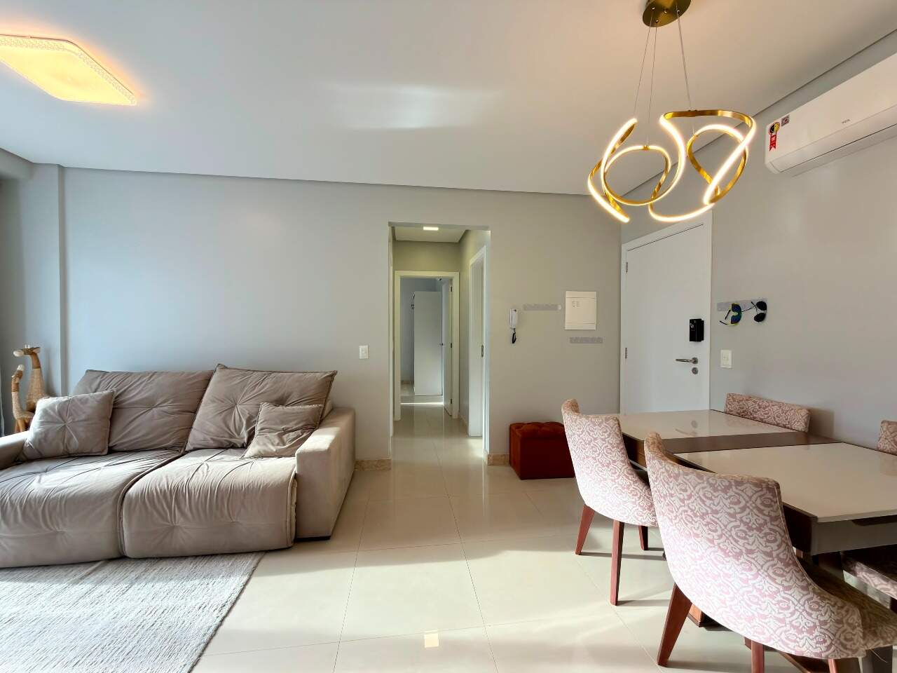 Apartamento à venda no Zona Nova: 