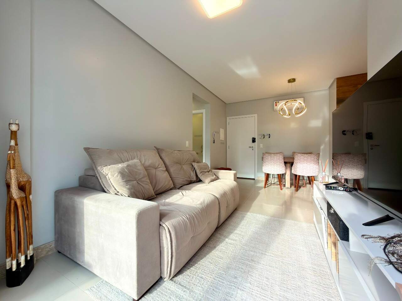 Apartamento à venda no Zona Nova: 