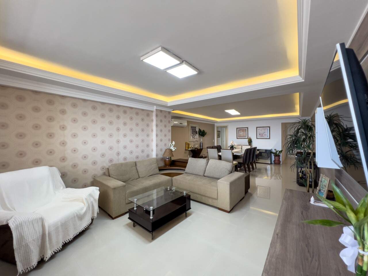 Apartamento à venda no Zona Nova: 