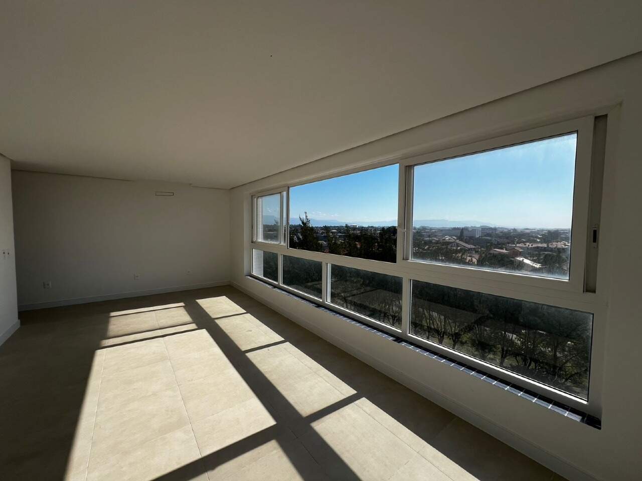 Apartamento à venda no Zona Nova: 