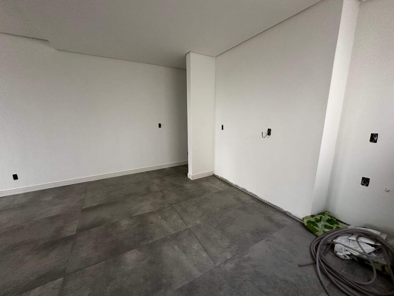 Casa à venda no Araça: 