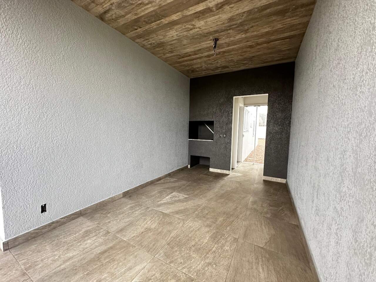 Casa à venda no Araça: 