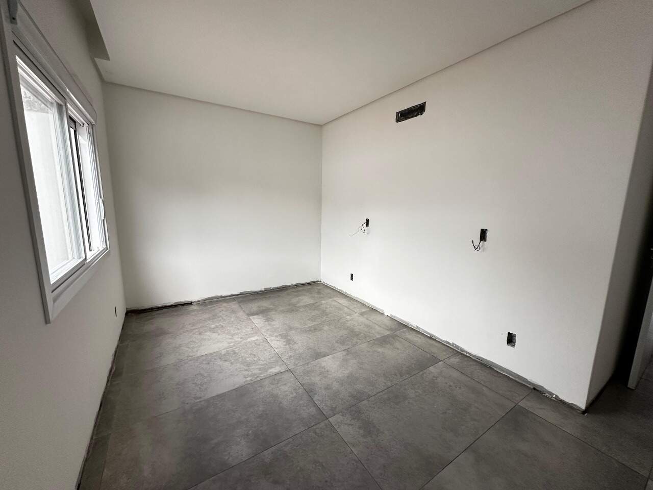 Casa à venda no Araça: 