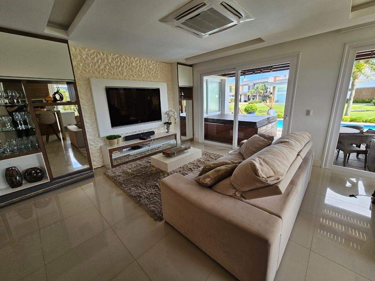 Casa em Condomínio à venda no Condomínio Enseada: 