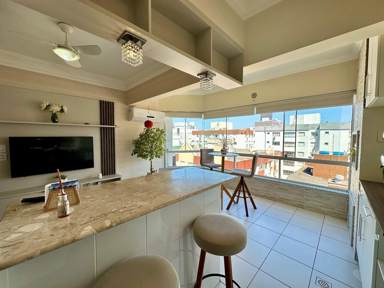 Apartamento à venda no Zona Nova: 