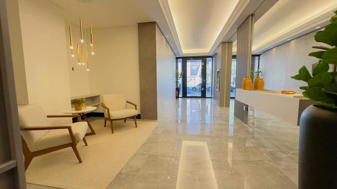 Apartamento à venda no Zona Nova: 