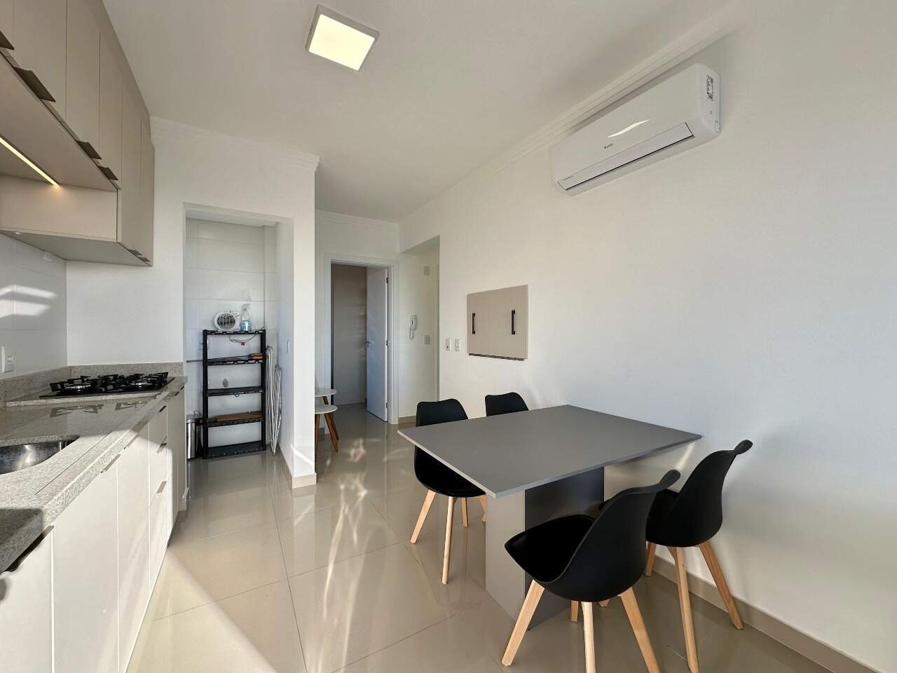 Apartamento à venda no Zona Nova: 