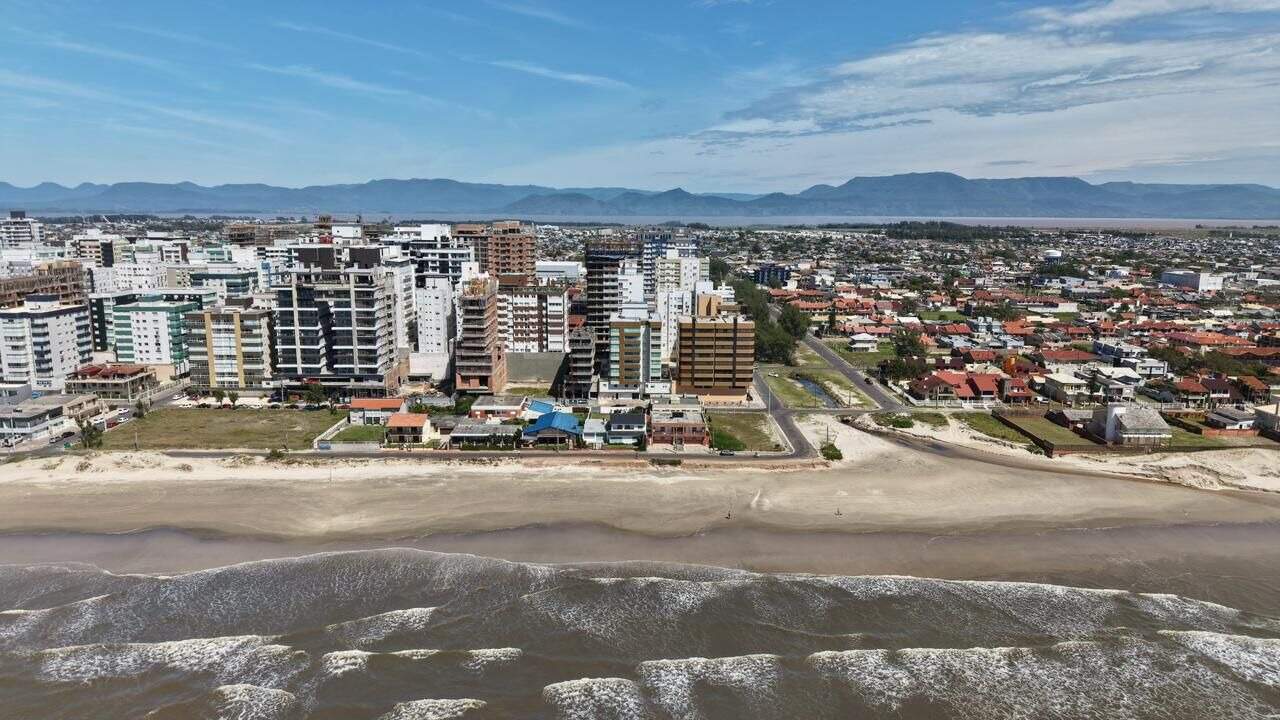 Apartamento à venda no Zona Nova: 
