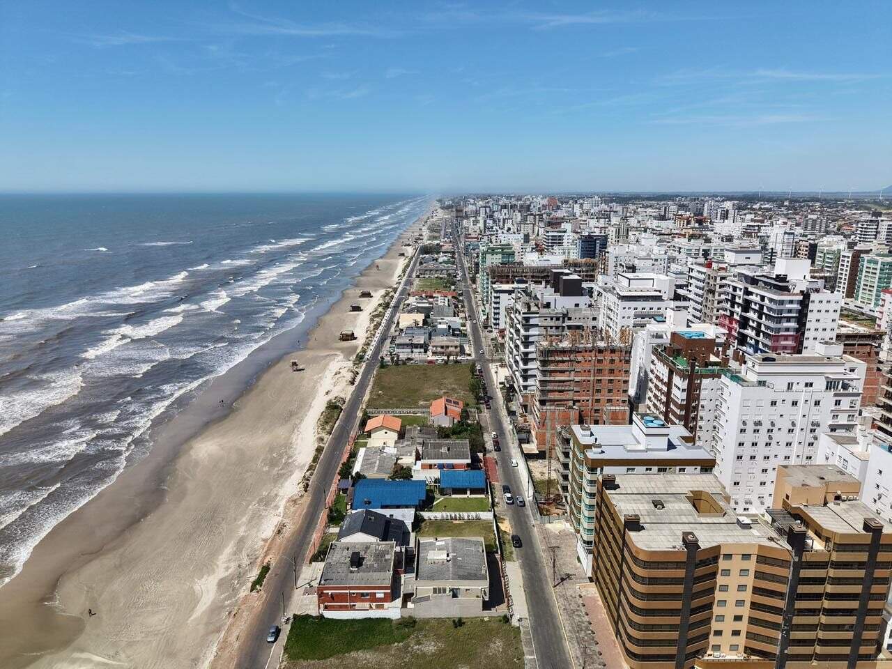 Apartamento à venda no Zona Nova: 