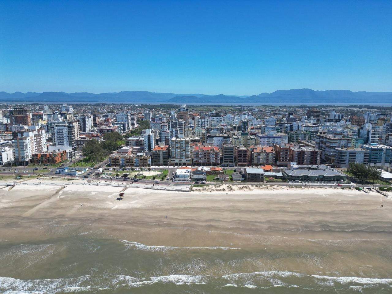 Apartamento à venda no Zona Nova: 
