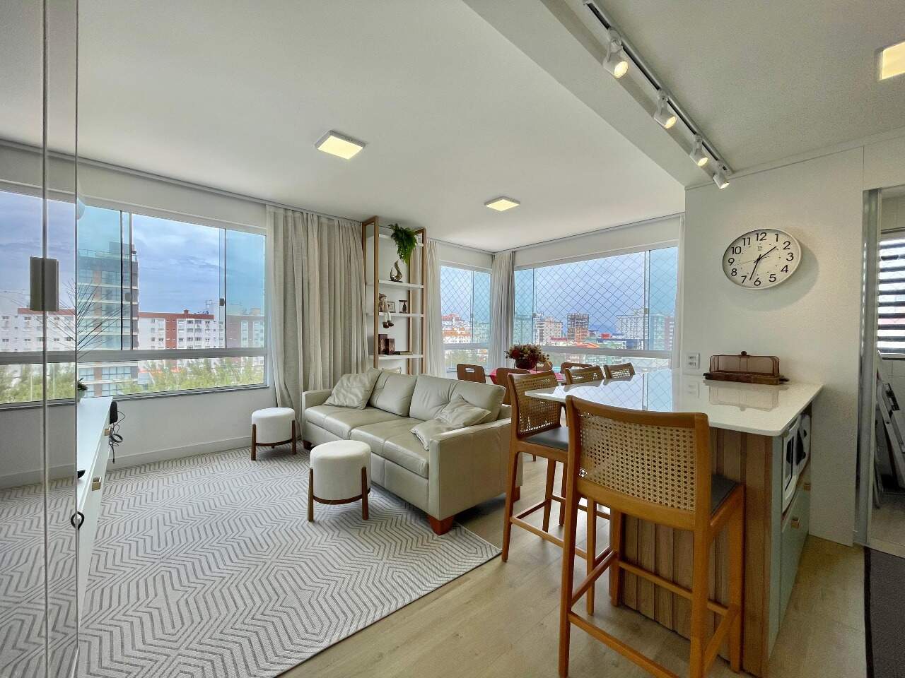 Apartamento à venda no Zona Nova: 