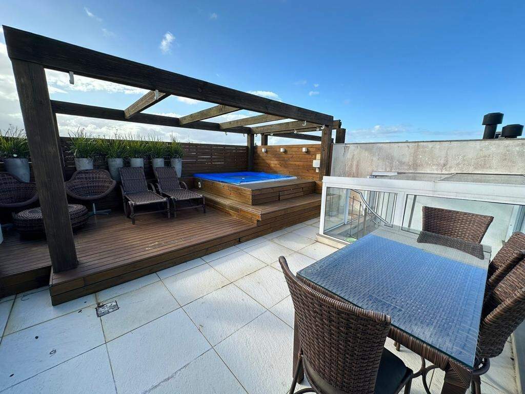 Apartamento à venda no Condomínio Rossi Atlântida: 