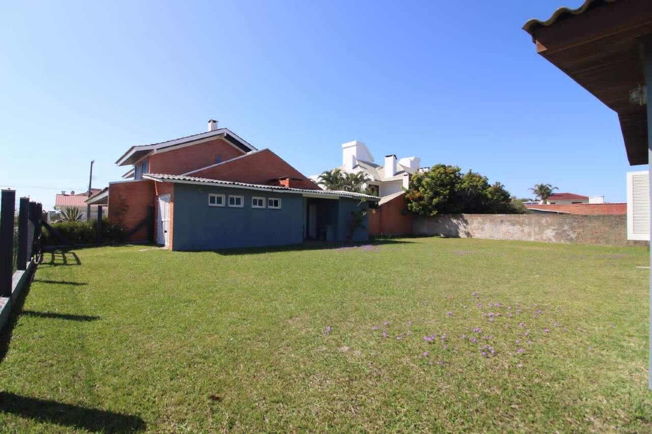 Casa à venda no Centro: 