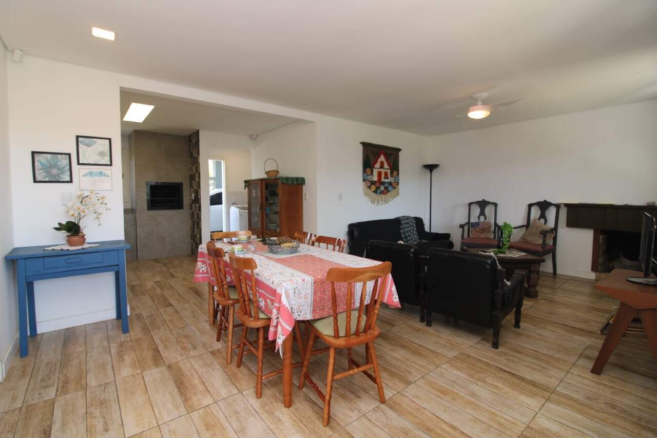 Casa à venda no Centro: 