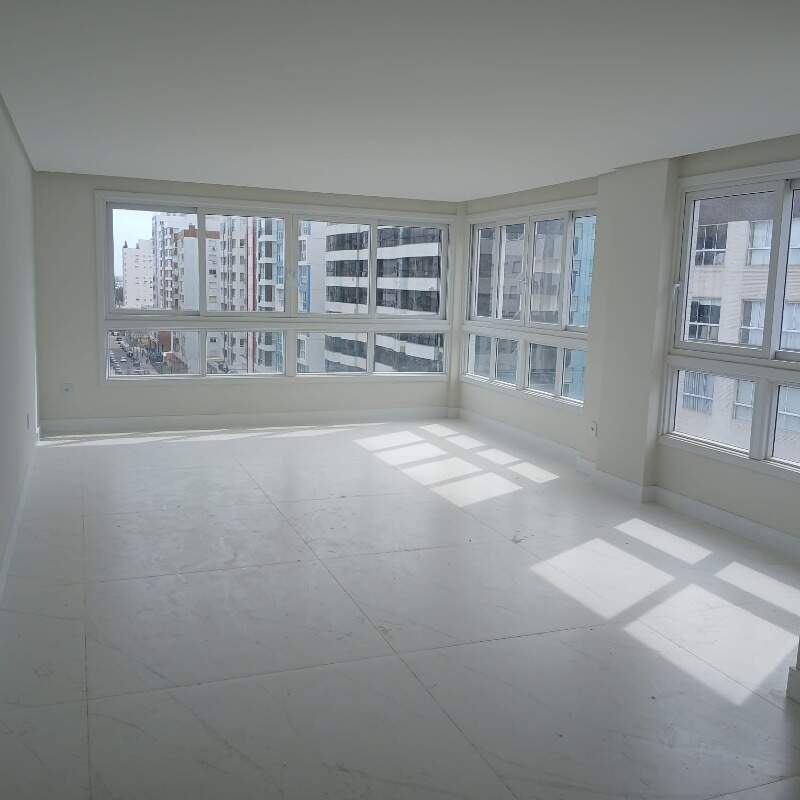 Apartamento à venda no Navegantes: 