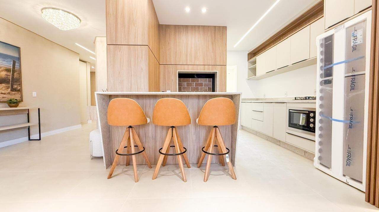 Apartamento à venda no Zona Nova: 