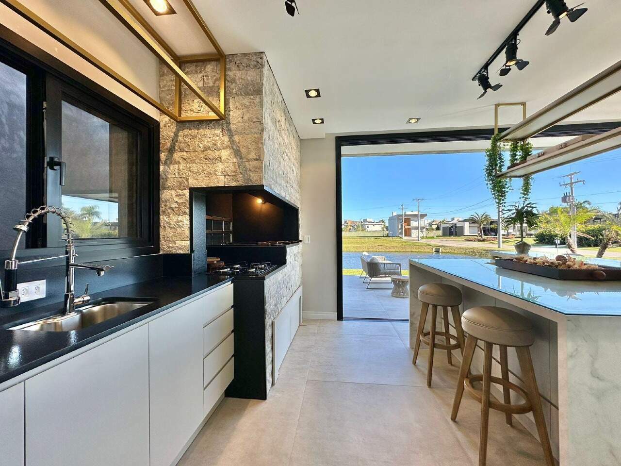 Casa em Condomínio à venda no Condomínio Sunset: 