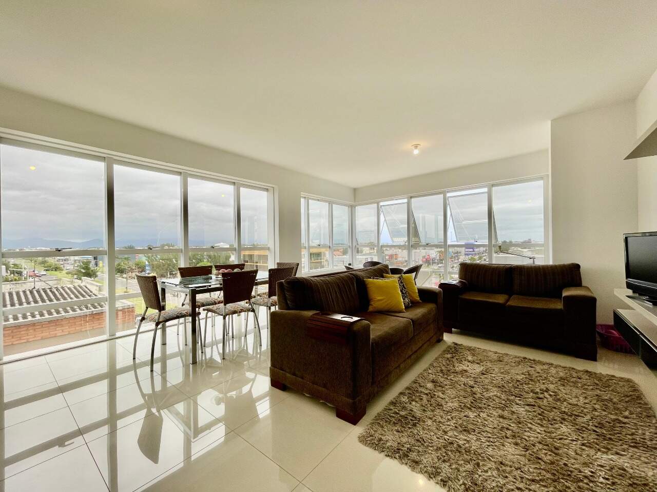 Apartamento à venda no Zona Nova: 