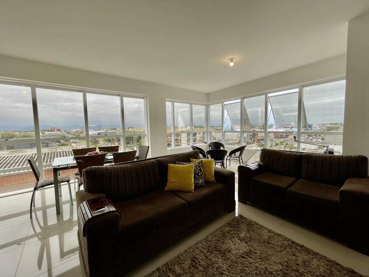 Apartamento à venda no Zona Nova: 