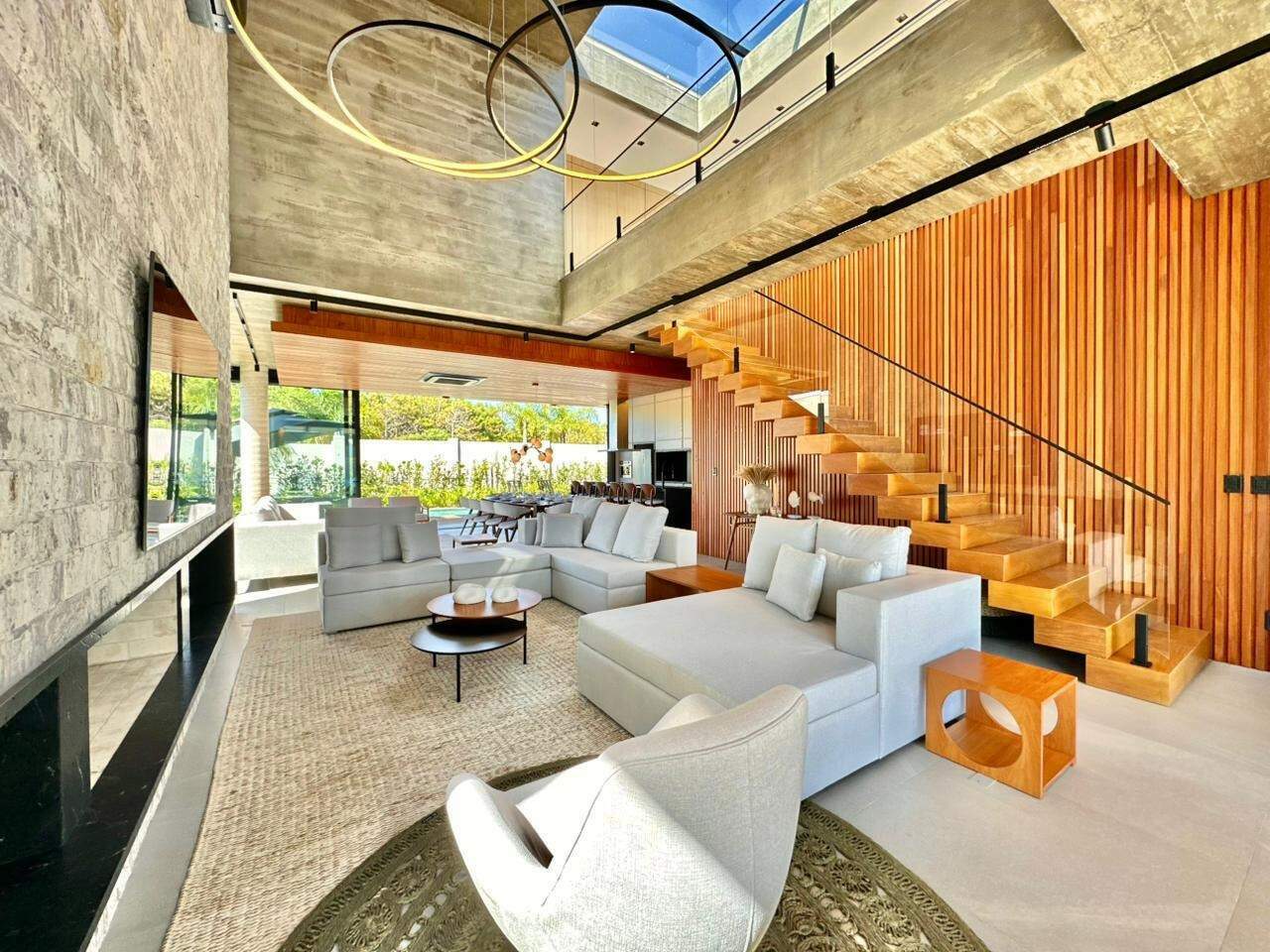 Casa em Condomínio à venda no Costa Serena: 