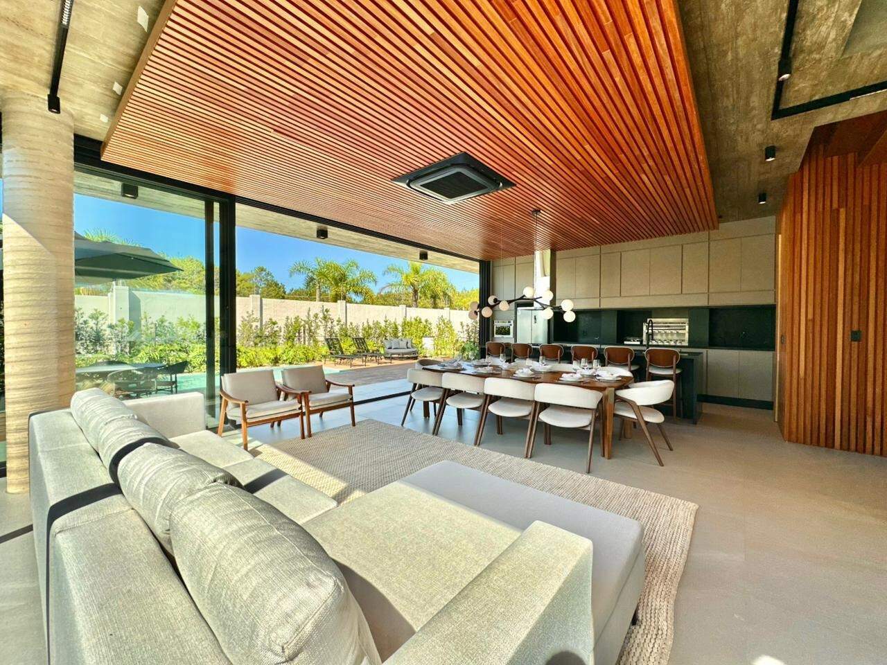 Casa em Condomínio à venda no Costa Serena: 