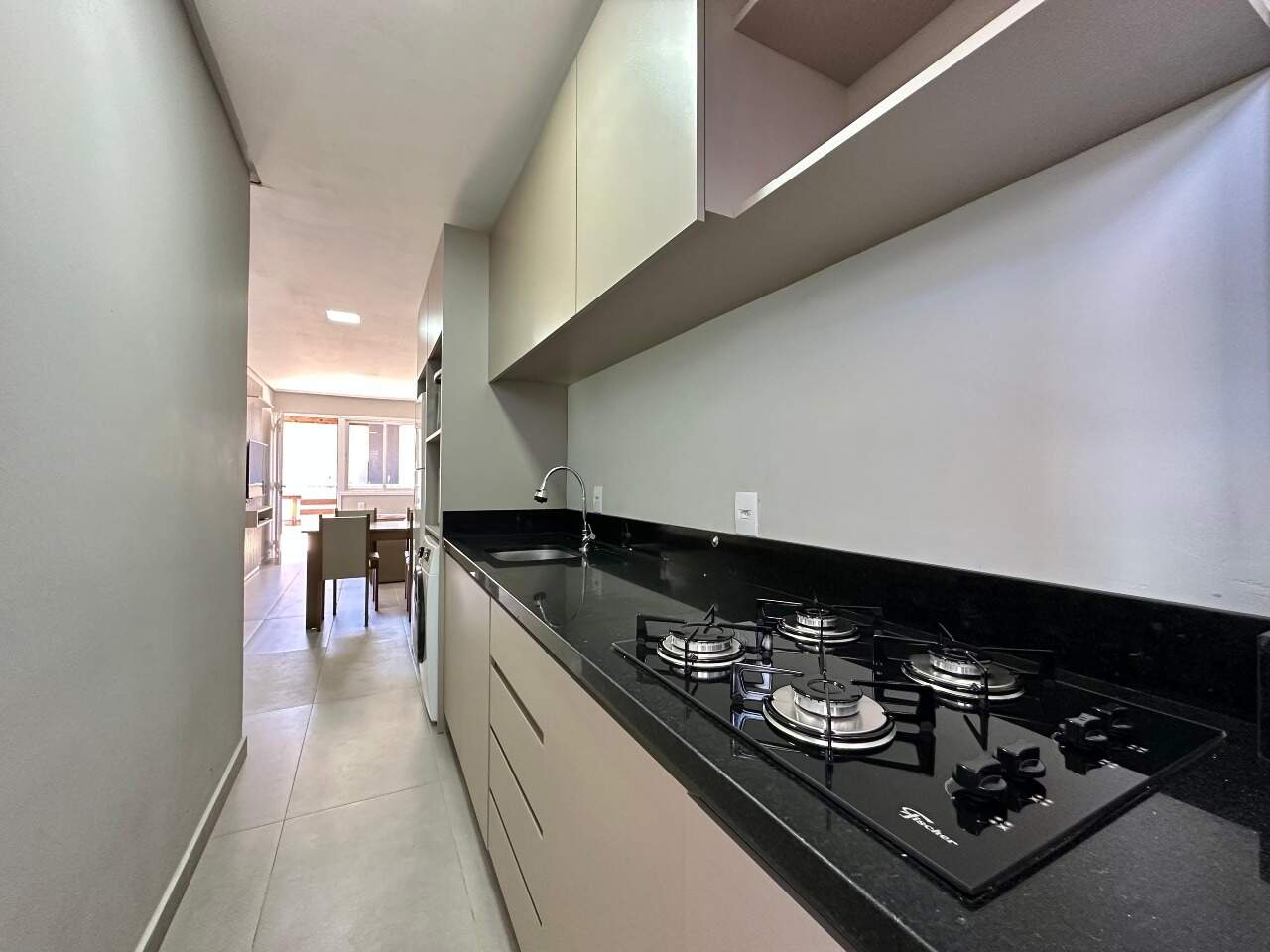 Casa em Condomínio à venda no Posto 4 (Capão Novo): 