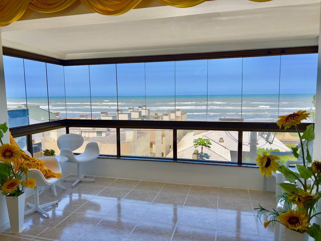 Apartamento à venda no Zona Nova: 