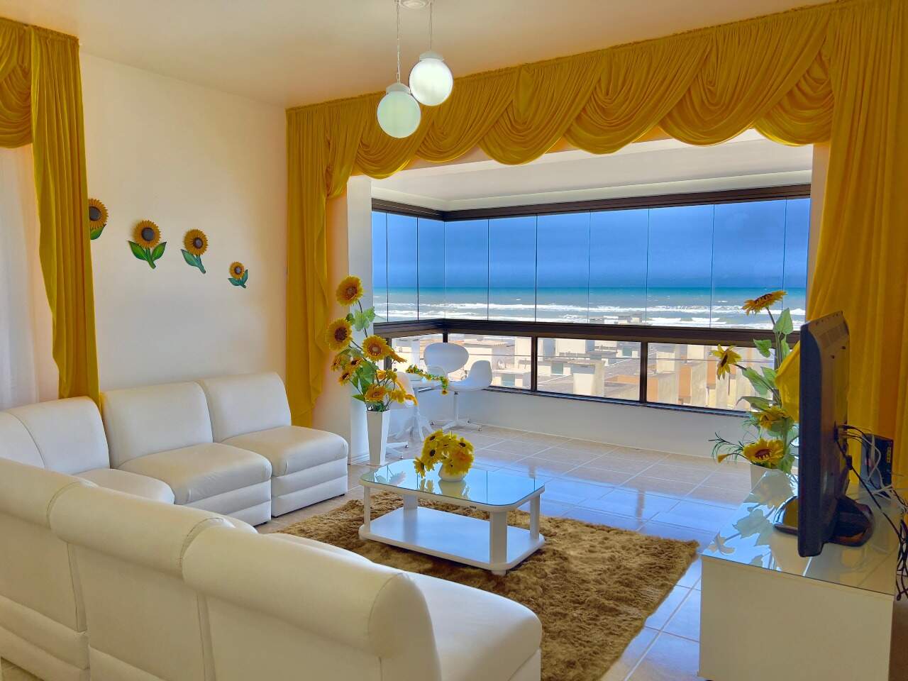 Apartamento à venda no Zona Nova: 
