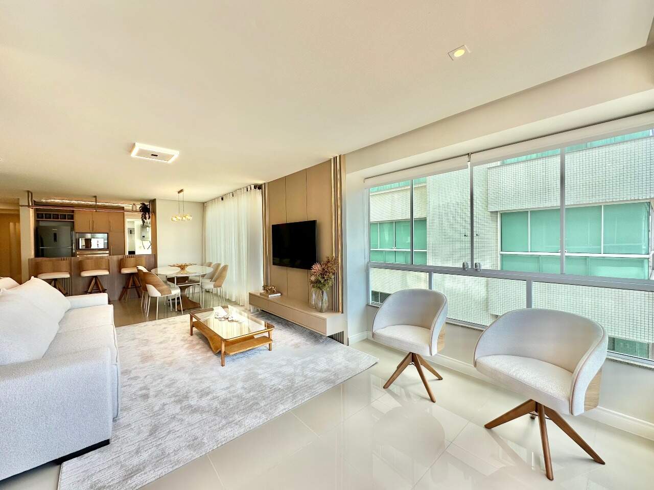 Apartamento à venda no Zona Nova: 