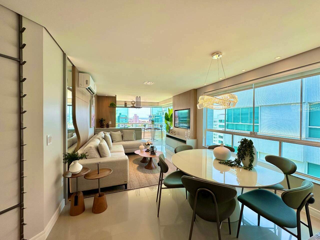 Apartamento à venda no Zona Nova: 