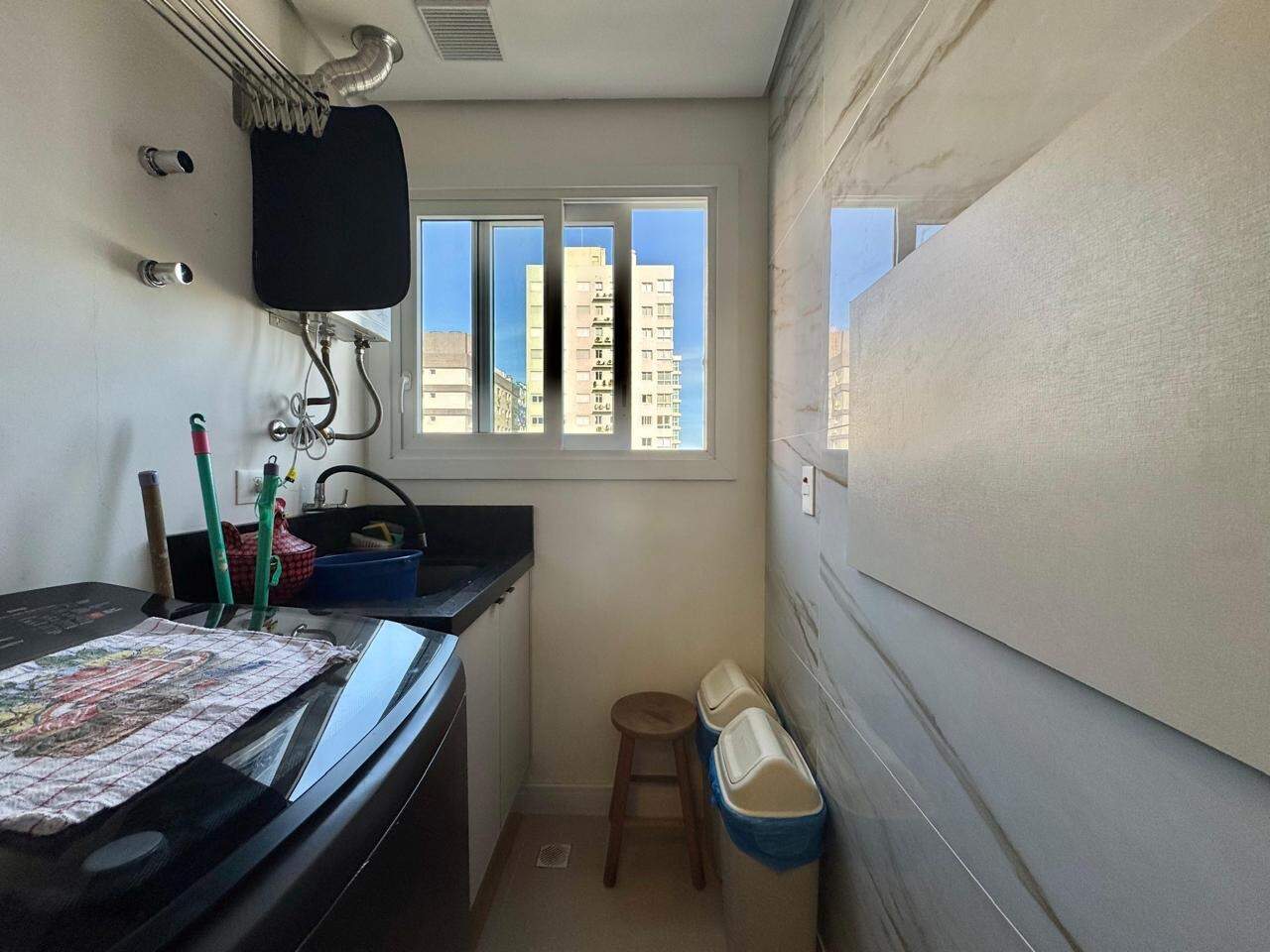 Apartamento à venda no Navegantes: 