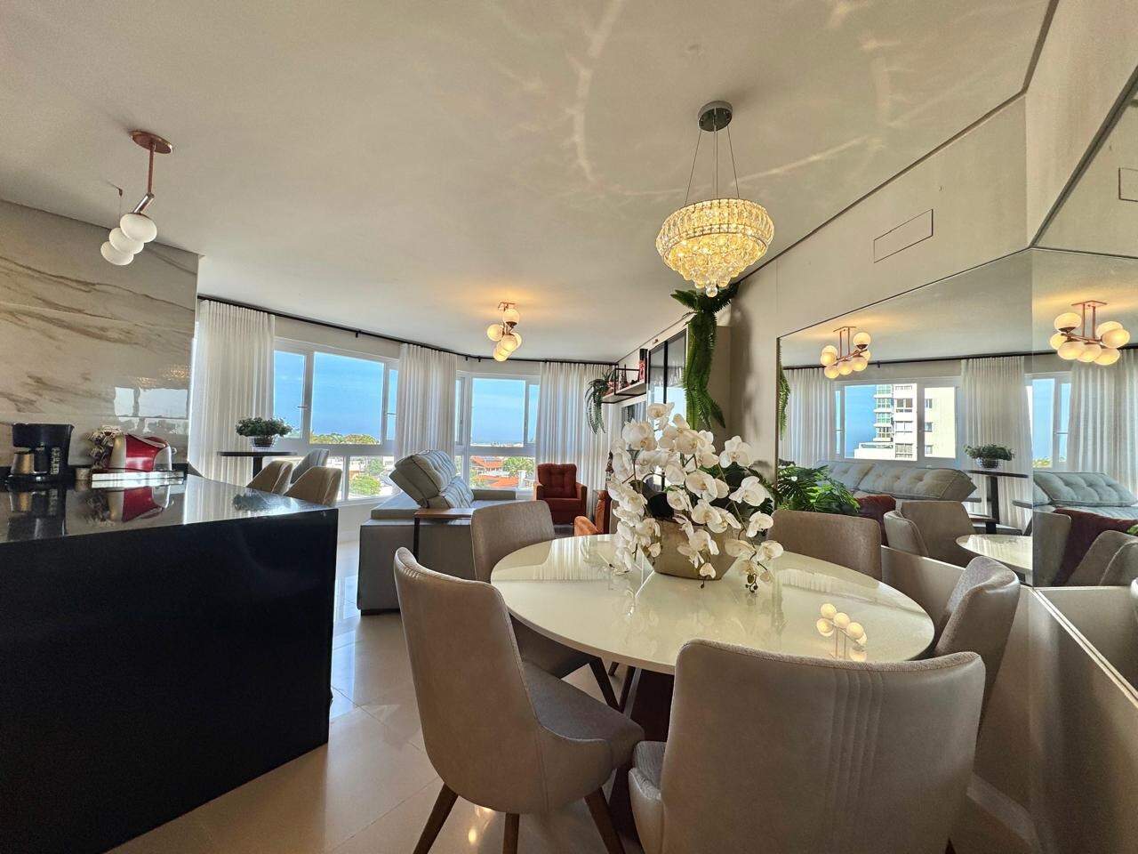 Apartamento à venda no Navegantes: 