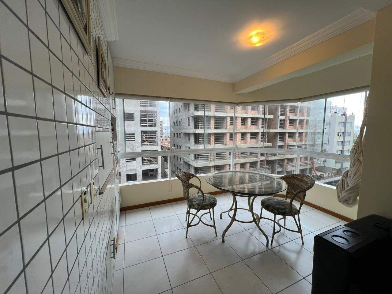 Apartamento à venda no Zona Nova: 