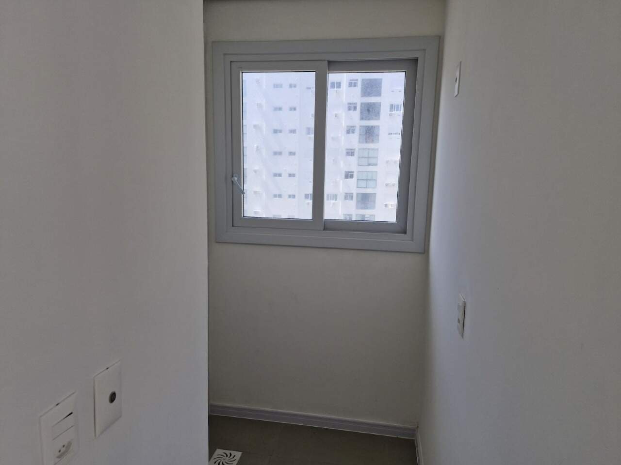 Apartamento à venda no Navegantes: 