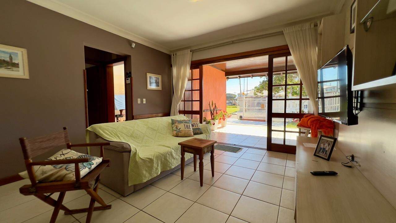 Casa à venda no Zona Nova: 
