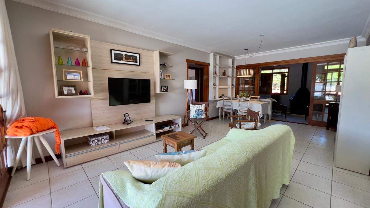 Casa à venda no Zona Nova: 