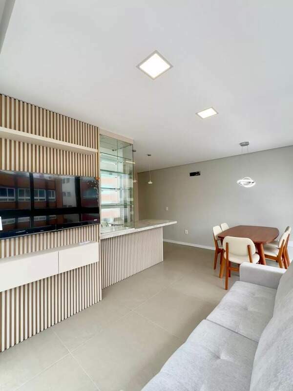Apartamento à venda no Zona Nova: 
